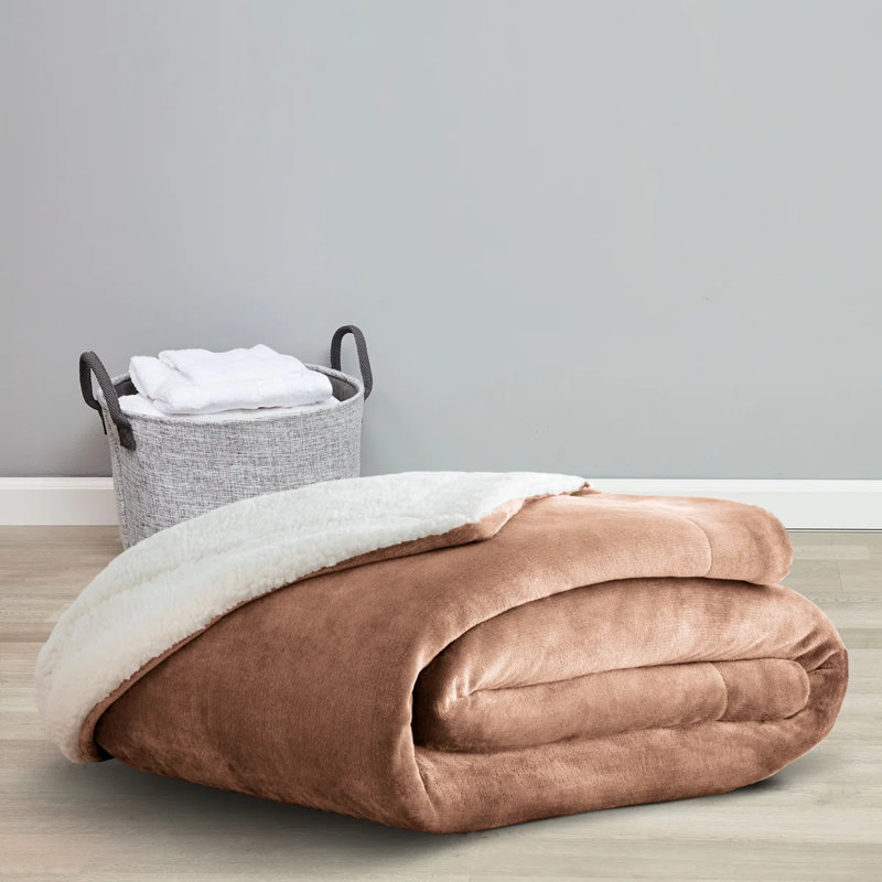 Reversible Soft Sherpa Fleece Fur Thick Dual Sided Blanket Throw, Camel, 200cm x 240cm