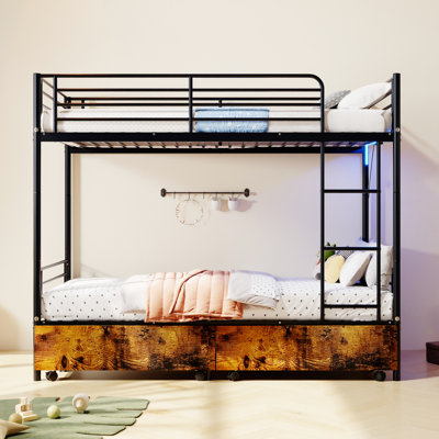 Lit superposé simple avec station de charge, design, rangement, sans sommier, fabrication en métal, usure, divisé en 2 lits, lit moderne avec éléments de style de vie, charge, garde-corps, séparable pour