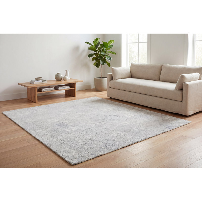 Racene Hand Tufted Floral Rug, Rectangle 5' x 8'