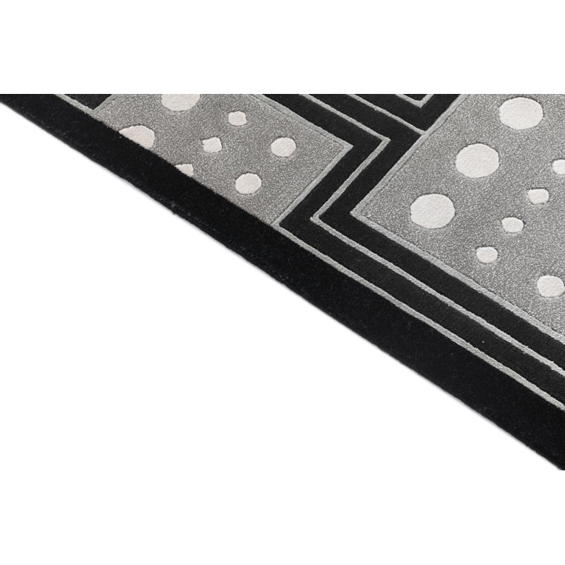 Iniguez Black Rug