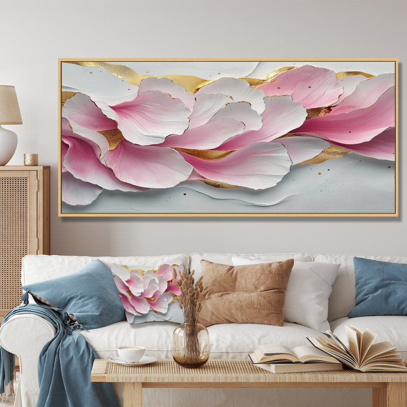Or rose, veines élégantes de pétales de fleurs IV - fleurs abstraites, art mural, H 28 po x l 60 po, Floater Framed, Naturel