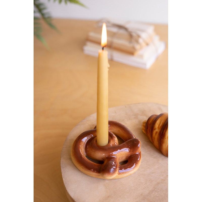 ENSEMBLE DE DEUX PORTE-BOUGIES EN CROISSANT ET EN CÉRAMIQUE