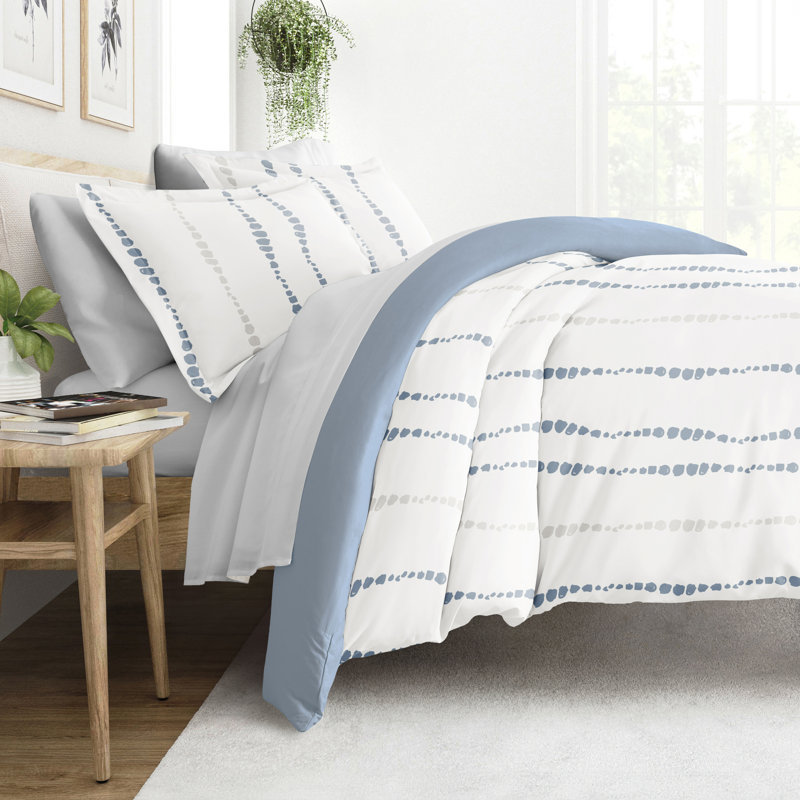 8-Piece Reversible Bedding Bundle - Patterned Duvet Cover, Comforter Insert and Solid Sheet Set, Blue Striped