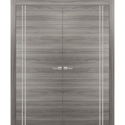 Portes doubles françaises massives Planum 0310 en bois de frêne gingembre, cadre et garnitures pour placard de chambre 36 po x 84 po (2 x 18 x 84)