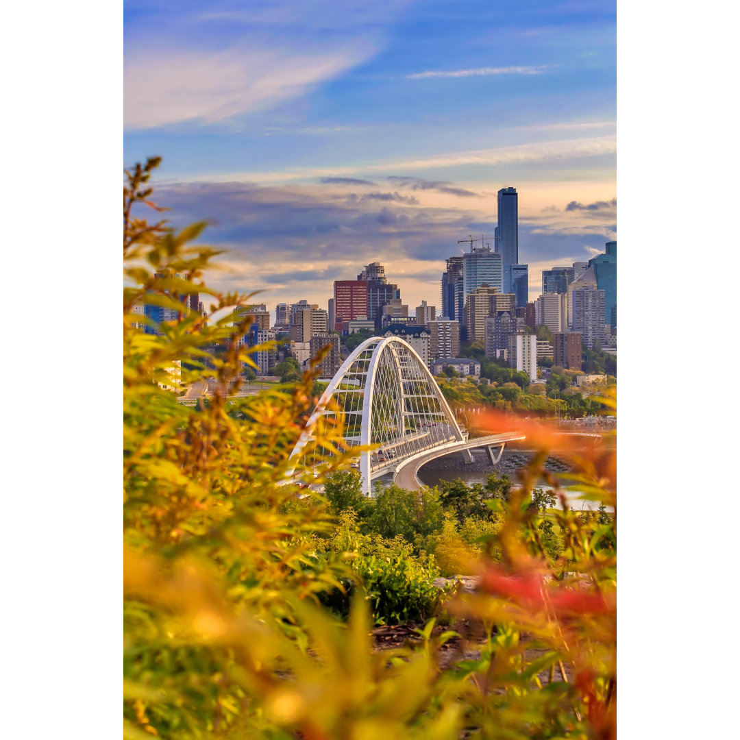 Sommer-Skyline - Leinwanddrucke auf Leinwand