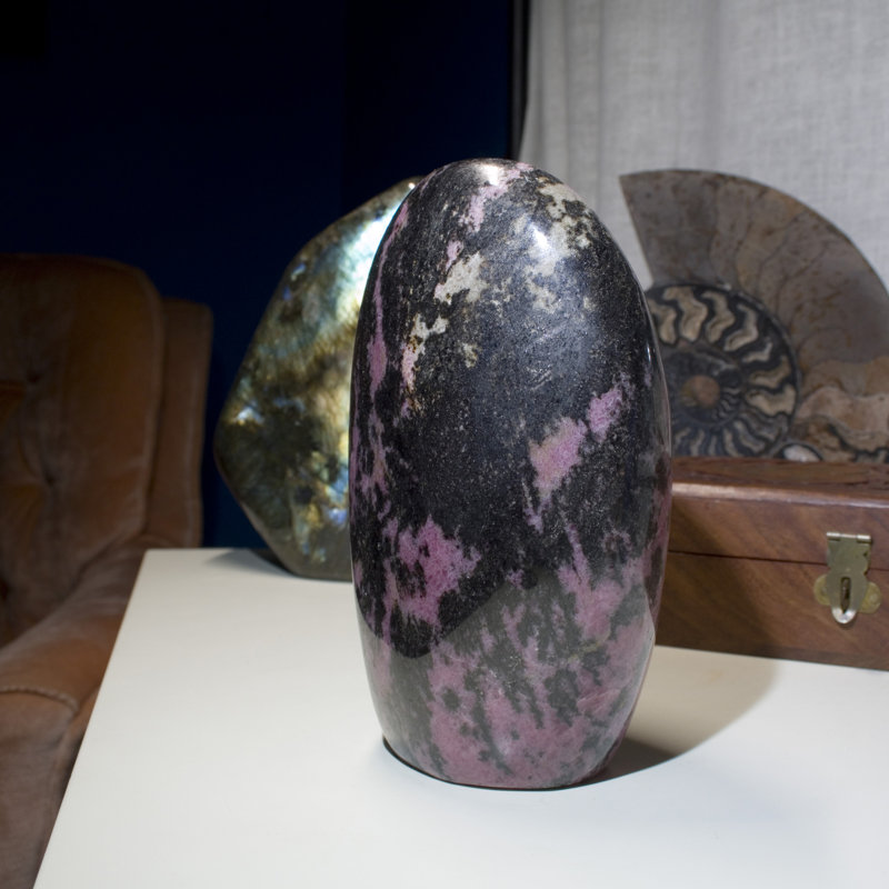 Nanteuil Crystal