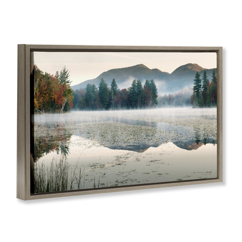 Cadre flottant d'automne avec feuillage de lac, design par Shelley Lake, H 21 po x l 31 po, Cadre flottant orme Montalcino