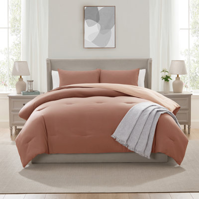 Ultra Soft Modern Reversible 3 Piece Comforter Set