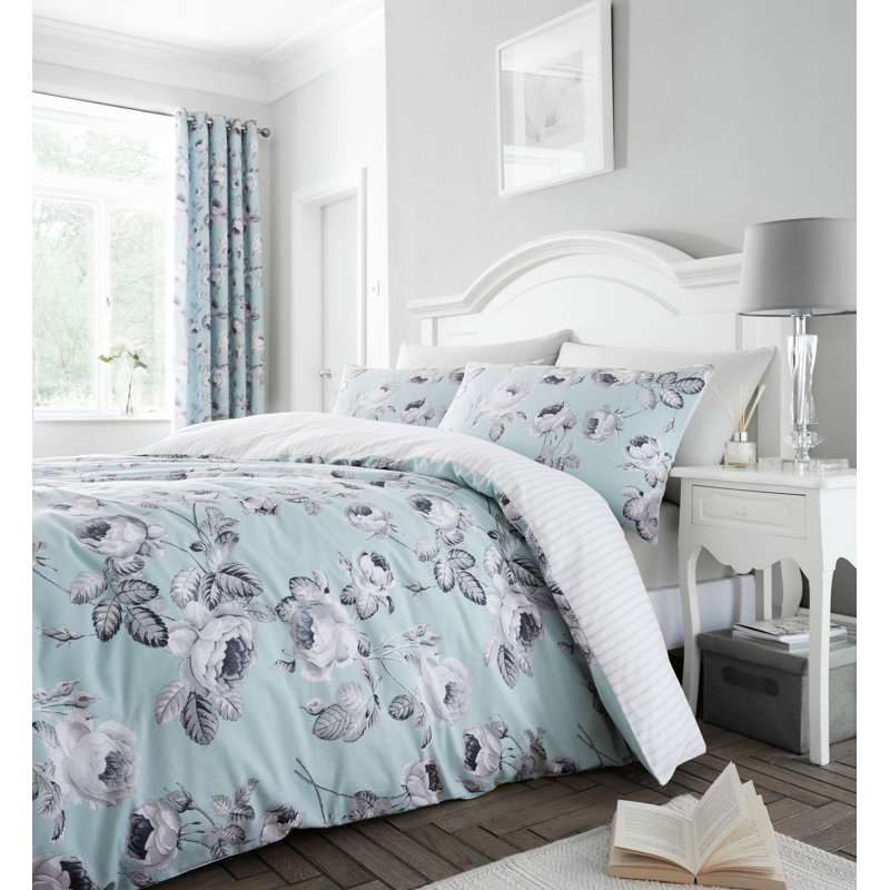 Shrewsbury Easy Care Eyelet Room Darkening Curtains