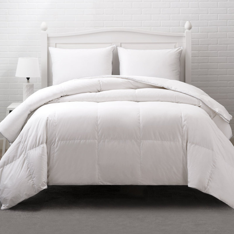 650in³/oz Fill Power All Season Goose Down Comforter, Full/Queen