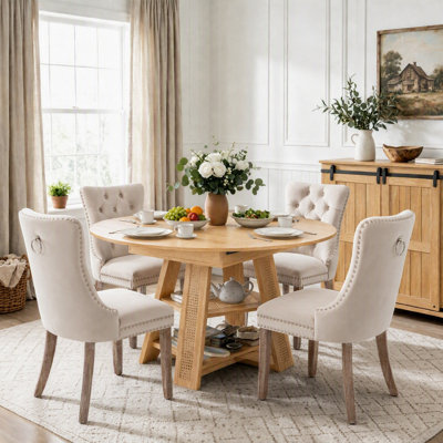Ensemble de table et de chaises de salle à manger rondes extensibles (43" à 59") pour 4 personnes, comprenant une table ovale de cuisine 5 pièces avec étagère de rangement et des chaises rembourrées. Économisez de l'espace, style ferme moderne.