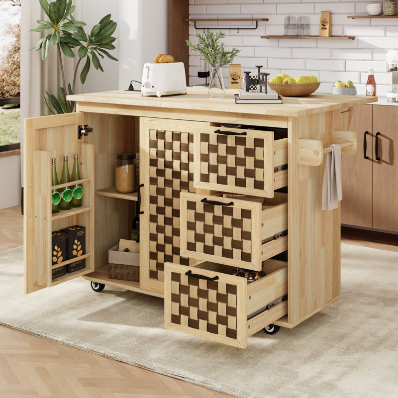 Îlot de cuisine classique avec motif en damier, table à abattants, rangement interne, roulettes verrouillables, prises de courant, design moderne d'aspect naturel, fonctionnalité de roulement, tablettes réglables, étagère à épices,