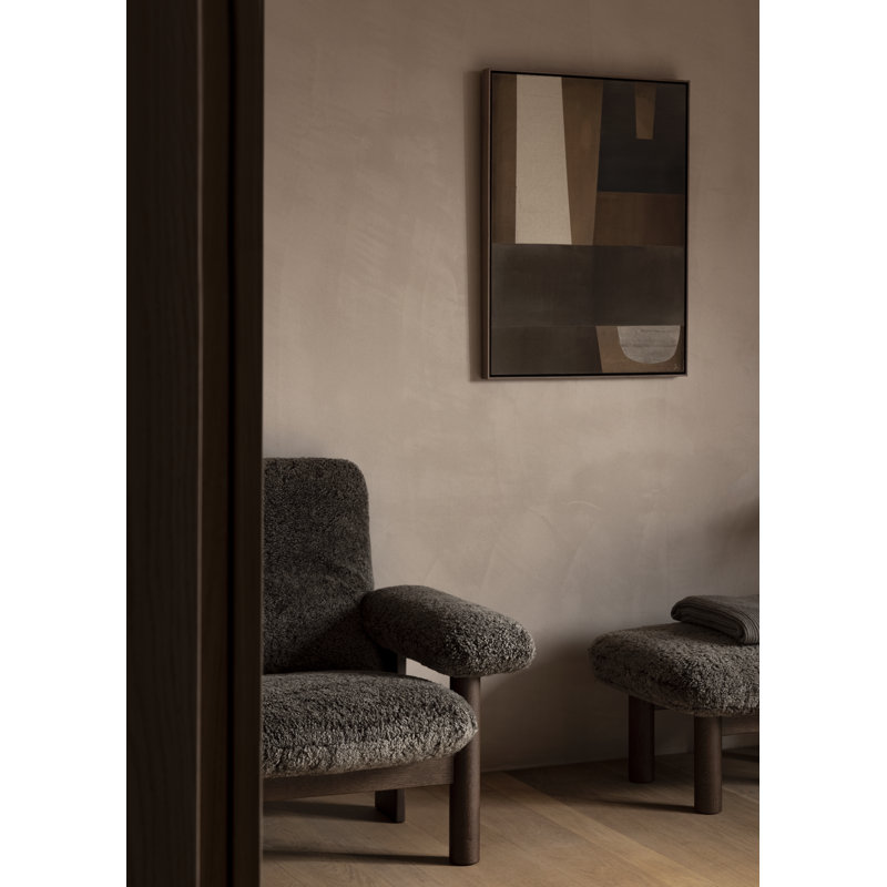 Brasilia Lounge Chair, Sheepskin Sahara, Dark Stained Oak