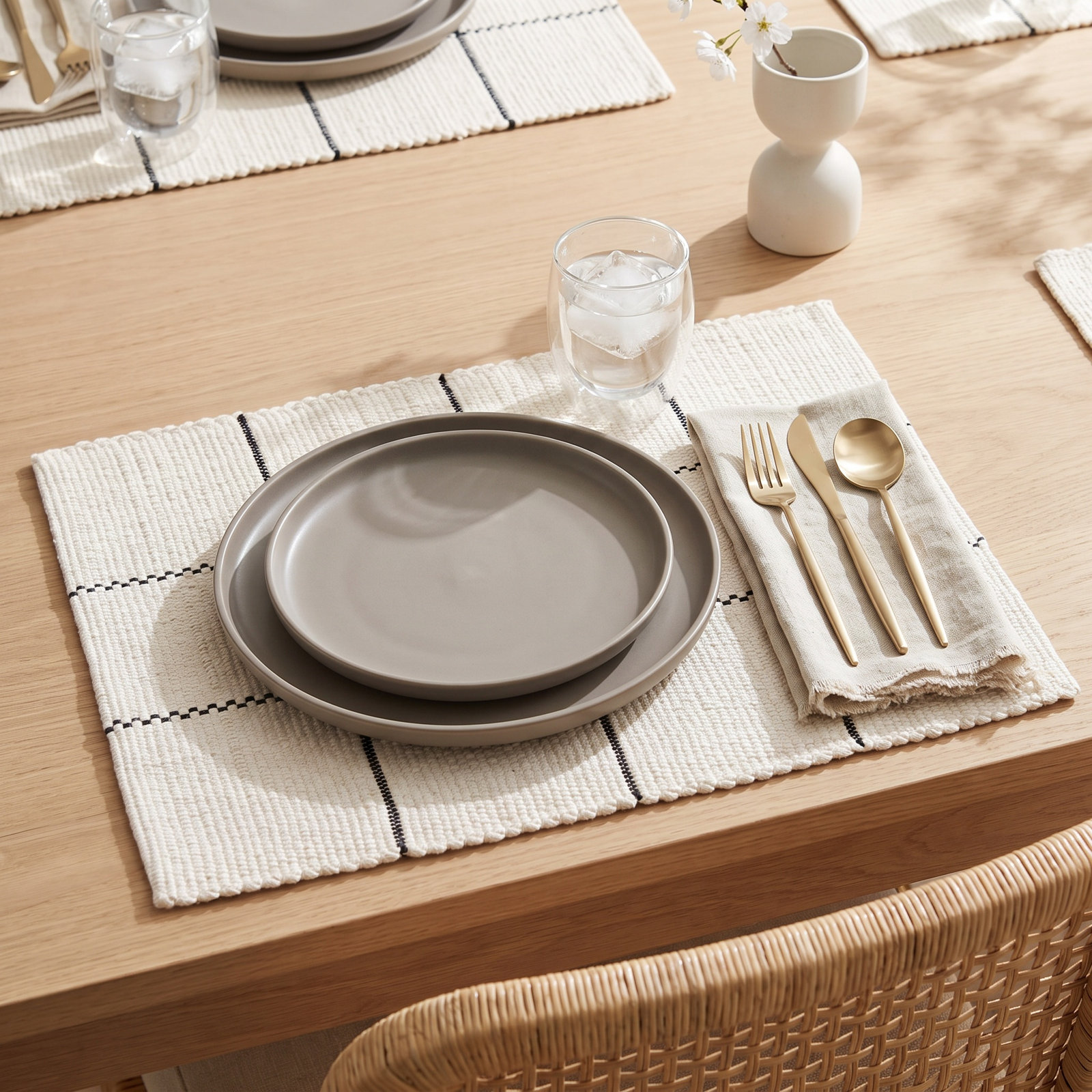 Joana Reversible Placemat, White/Black