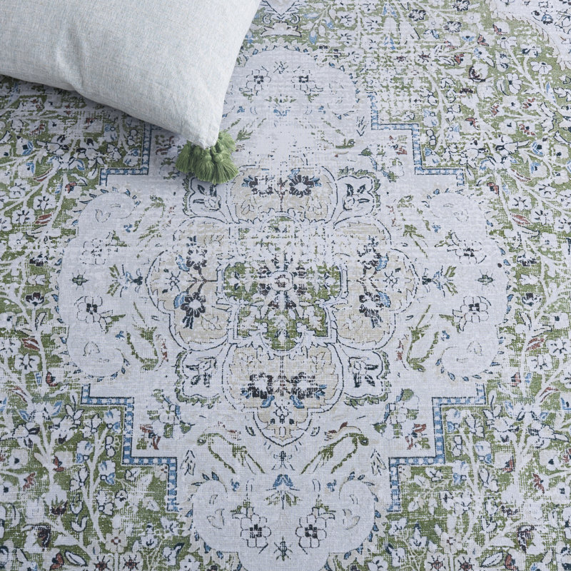 Czarnetzki Performance Machine Washable Oriental Rug, Rectangle 10' x 14'