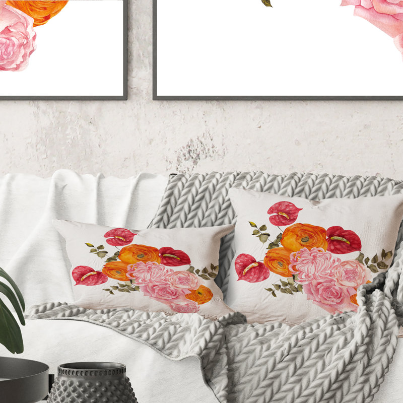 Bouquet de fleurs d'automne, baies et feuilles de pommes II - coussin décoratif traditionnel, 16 po x 16 po