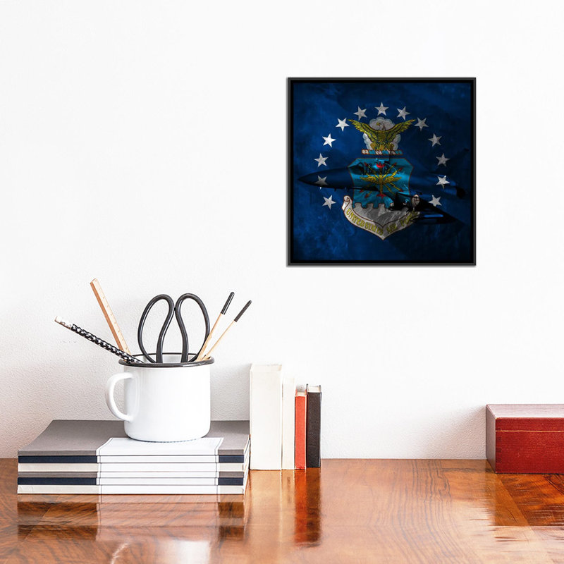«Air-Force Flag», F-15, impression sur toile, H 18 po x l 18 po x P 1,5 po, Toile avec cadre noir, Pas de tapis