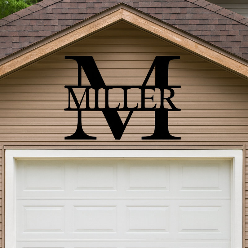 Décoration murale standard monogramme à lettre divisée, H 11,5 po x l 11,5 po x P 0,25 po, Dos plat, Oui