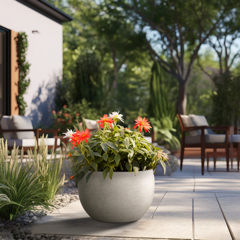 Pot à fleurs en ciment Highwoods, Jaune pâle, H 7,87 po x l 11,81 po x P 11,81 po