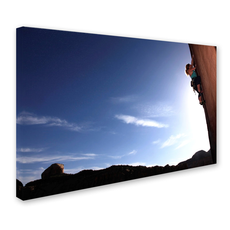 Ann "Climbing", reproduction de photo sur toile tendue, H 16 po x l 24 po