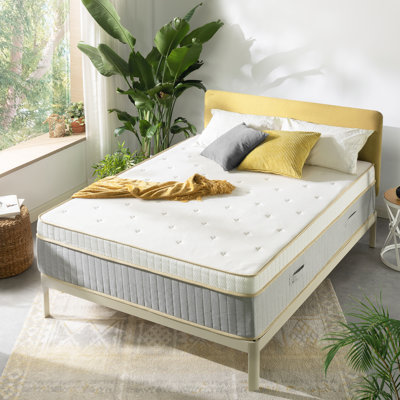 Matelas hybride Lagom Cloud Top, mousse viscoélastique au thé vert et ressorts ensachés