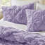 3 pièces d'édredon double / grand en microfibre mauve, floral texturé avec froncement élastique, confortable et léger pour une utilisation toute l'année, lavable à la machine en mauve, cravates de confort toutes saisons, doux-122451857-122451858