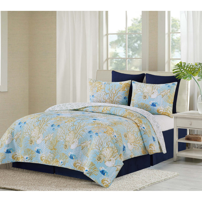 Belmont Reef Cotton Coastal Quilt Set, Queen Quilt + 2 Standard Shams