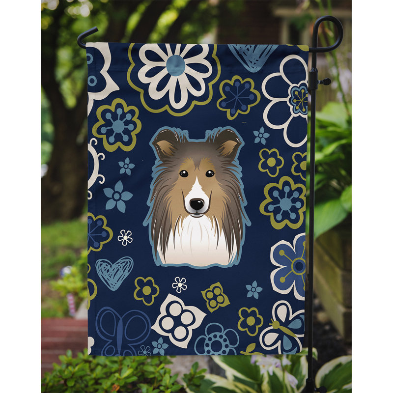 Terrier en fleurs à 2 côtés en polyester 15 x 11,5 po drapeau de jardin, Sheltie (bleu)
