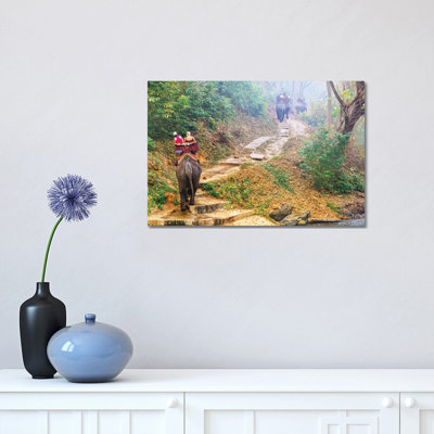 Reproduction de photo « Elephants walk Thailand 308 » par Ben Heine