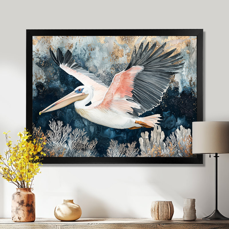 «Audrinna Pelican Flying Above Ocean Landscape», art mural sur toile Pelican, Reproduction encadrée d'une seule photo