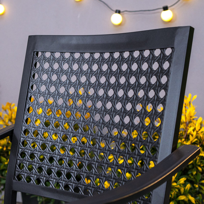 Ensemble repas 5 pièces avec chaises de patio et foyer