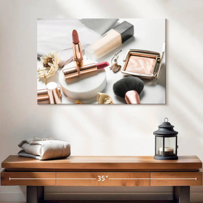 Shuttleworth Luxury Makeup