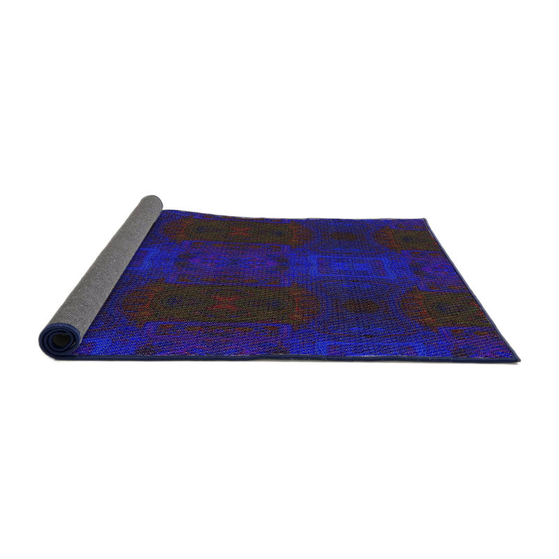 Geometric Indoor Rug, Round 7'