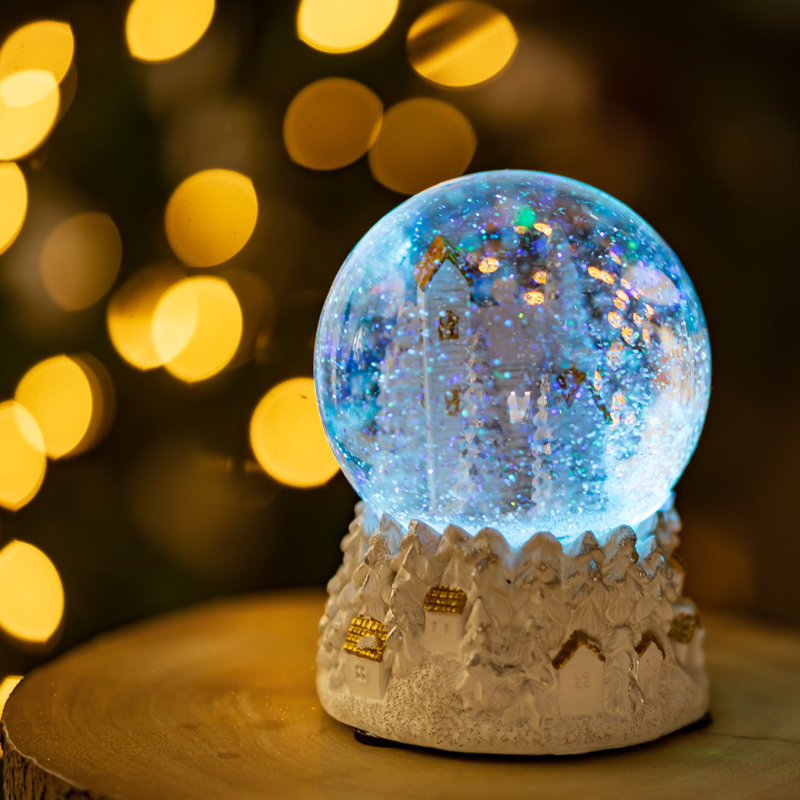 Christmas Snow Globe