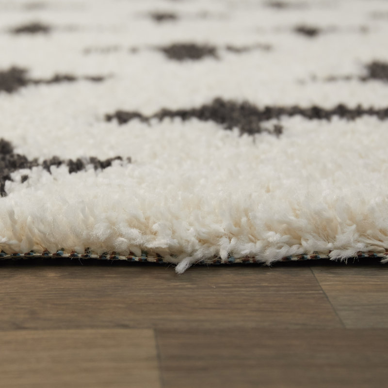Tapis géométrique crème / noir Carris, Rectangle 7 pi 10 po x 10 pi