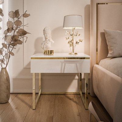 Doering 48cm W Metal Bedside Table