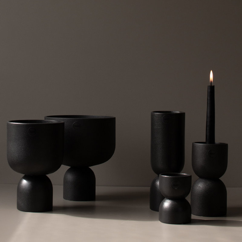 7.87'' Ceramic / Porcelain Table Vase, 7.87" H x 7.09" W x 7.09" D, Black