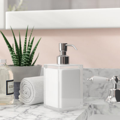 Distributeur de savon Currahee