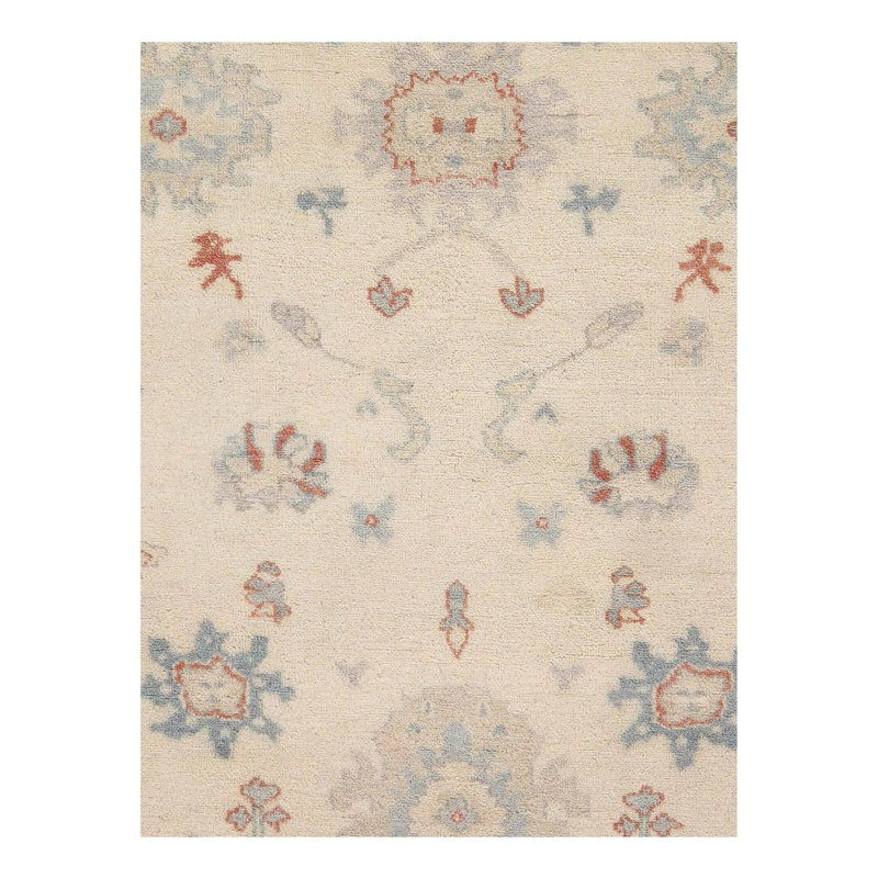 Oriental Area Rug in Ivory