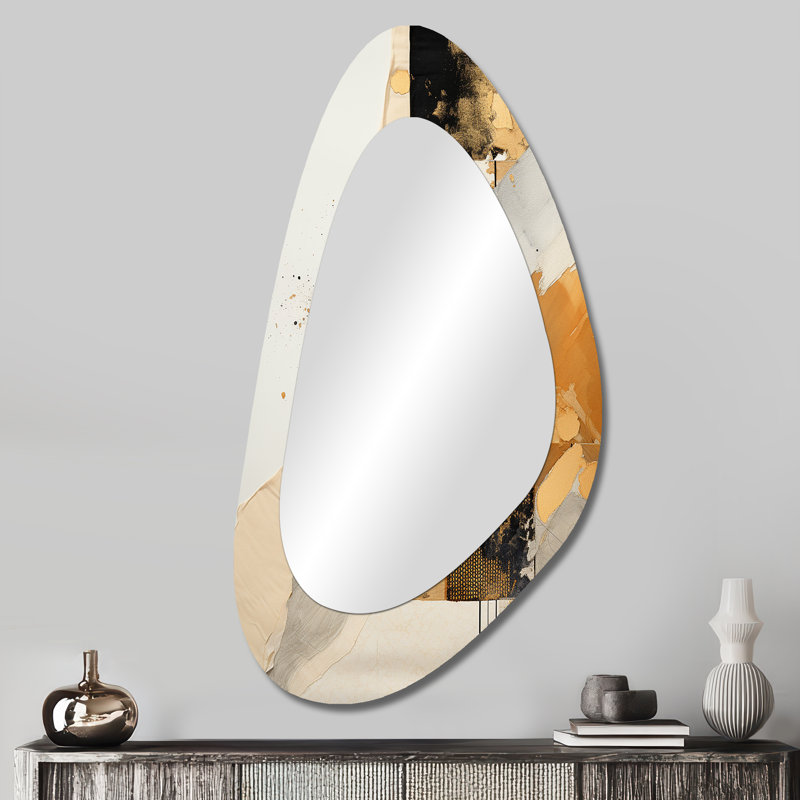 «Eton Gray and Gold Sunset Collage IV - Abstract Collages», miroir mural décoratif à forme unique, miroir asymétrique moderne