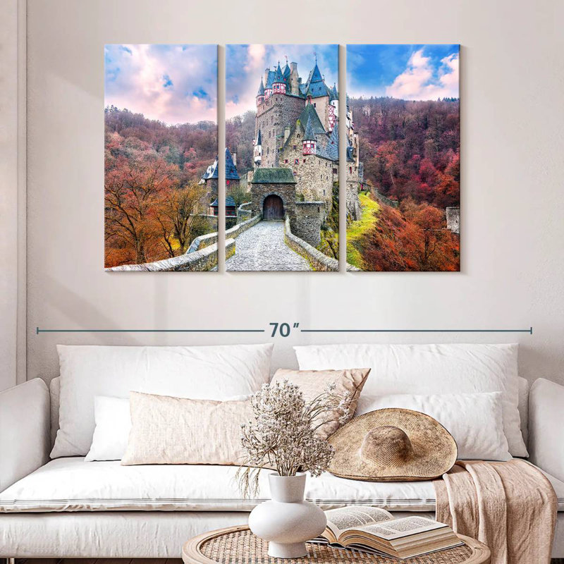 Lilie Castle, 32" H x 50" W