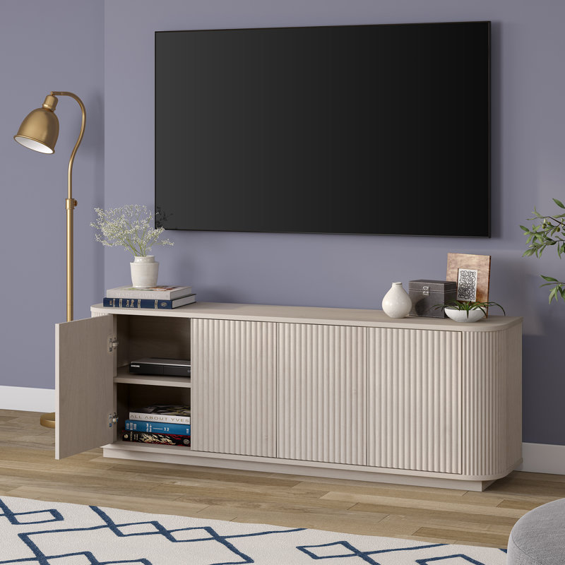Meuble télé 68 po pour téléviseur de 75 po ou moins avec portes cannelées et système de gestion des câbles - Meuble audio-vidéo Alder Canton