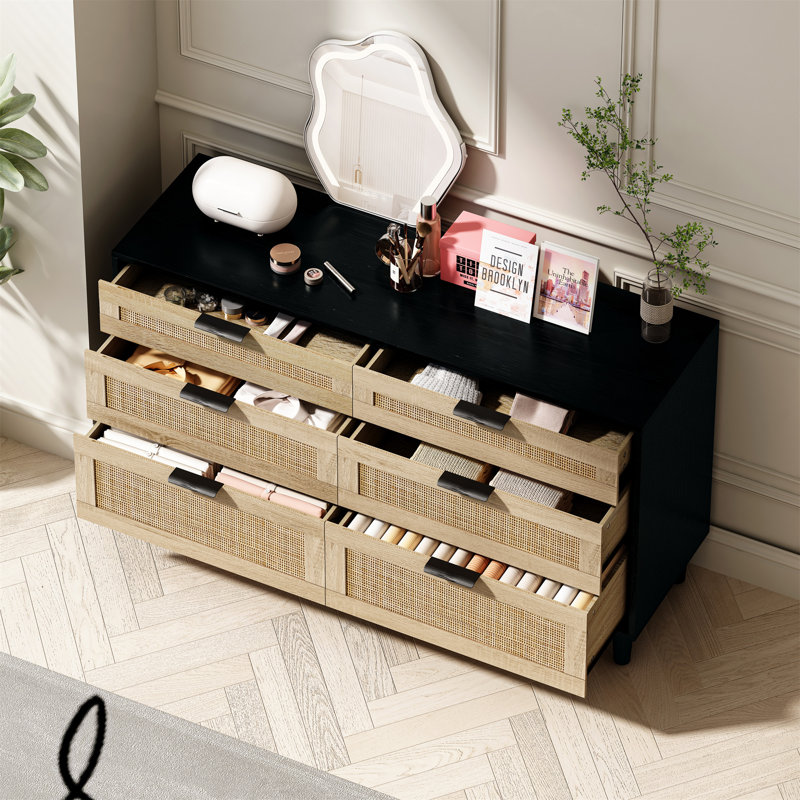 Commode 51 "en rotin pour chambre à coucher