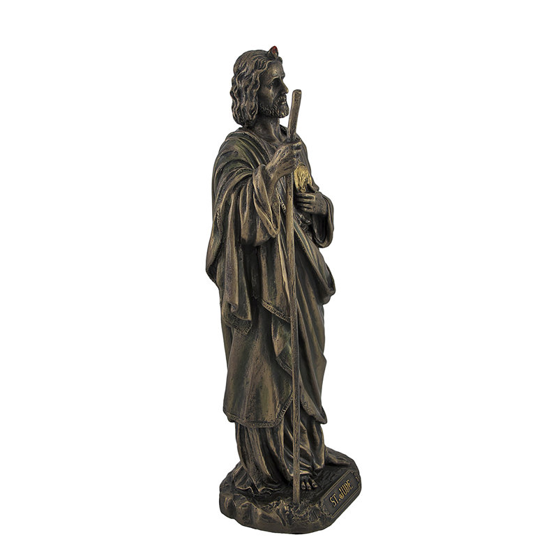 Khanka Statue