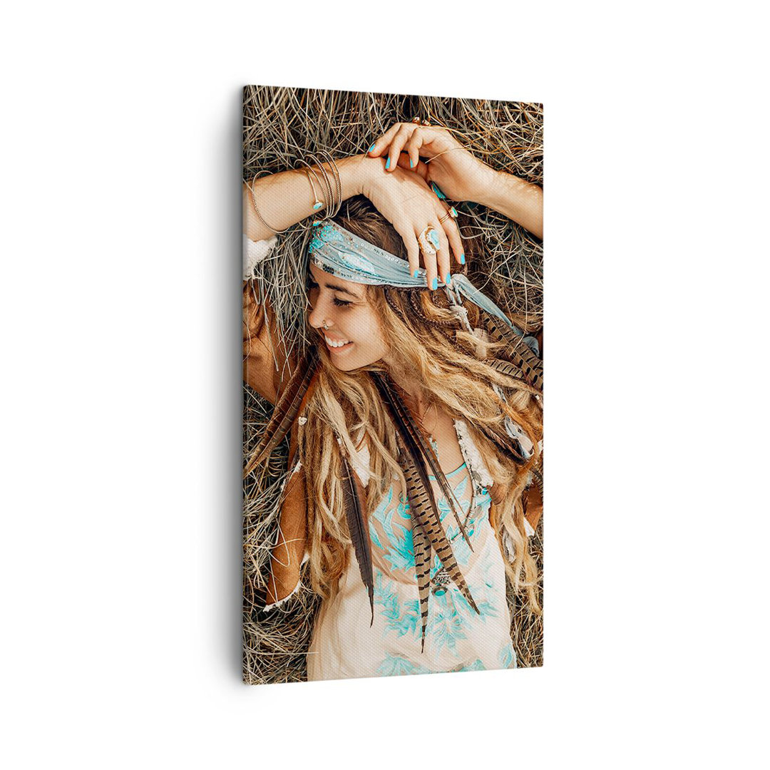 Leinwandbild Hippie Woman Grass