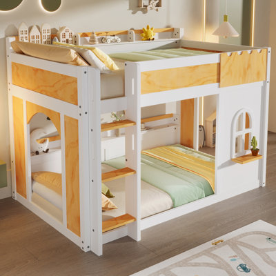 Lit superposé simple au-dessus de simple avec tablettes de rangement, fenêtre et deux portes, cadre en bois massif blanc et naturel