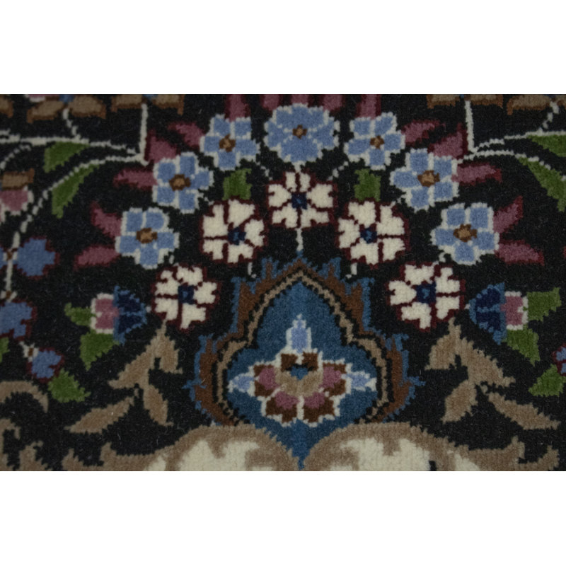 Tapis oriental noir classique à motif floral Kirman, Carré 4 pi 10 po x 5 pi
