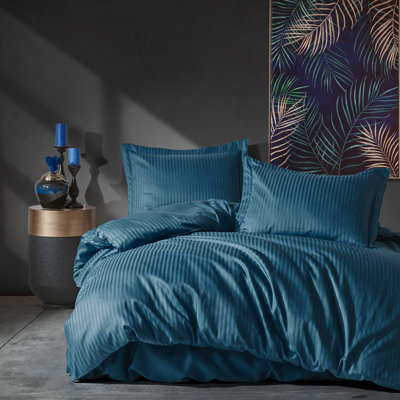 Elegant Satin Satin Striped Duvet Cover