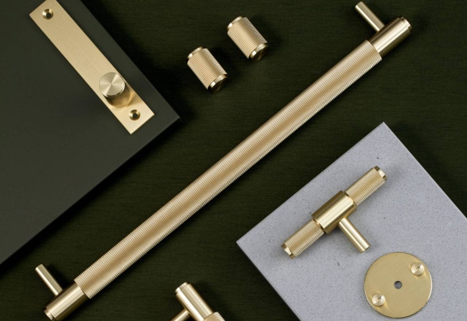 B+P CABINET HARDWARE