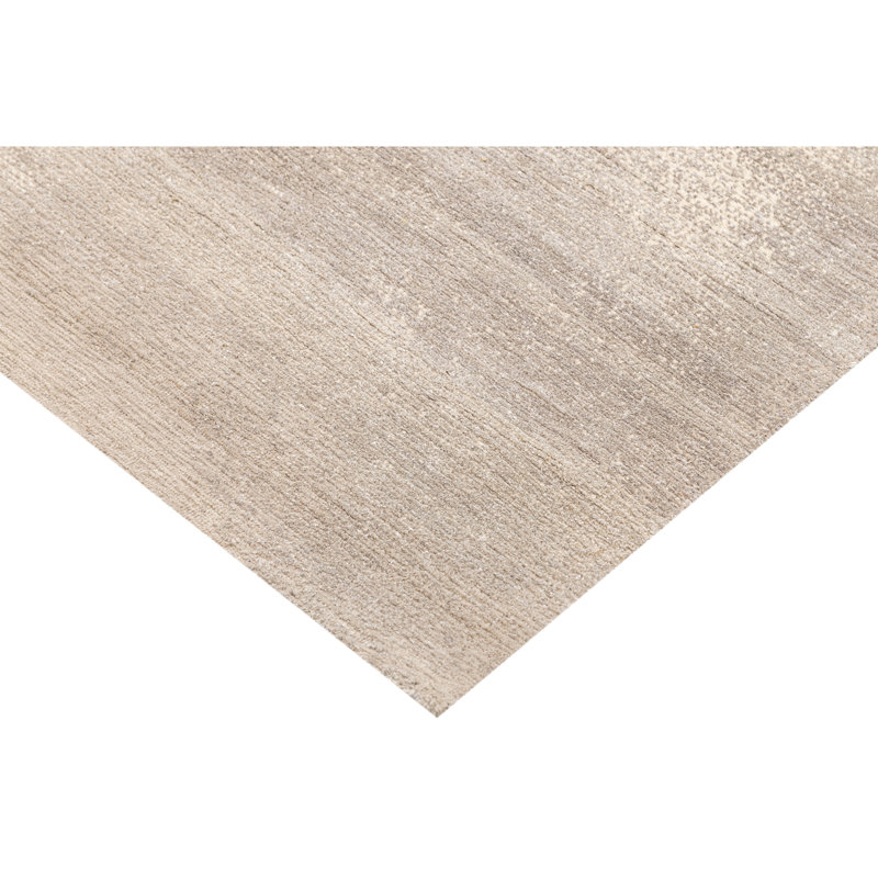 Handmade Silk and Wool Area Rug, Rectangle 5' x 8'